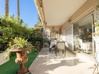 Недвижимость Villa Petit Juas Cannes: 1