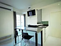 Недвижимость Villa Petit Juas: 2
