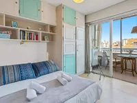 Недвижимость Property Type: Apartment  
Location: Cannes, Centre-ville  

Apartment Cannes Central: 3