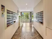 Недвижимость Property Type: Apartment  
Location: Cannes, Centre-ville  

Apartment Cannes Central: 9