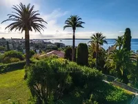 Недвижимость Villa Croix des Gardes: 1