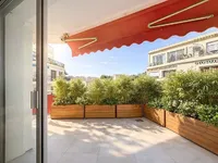 Недвижимость Villa Petit Juas: 1