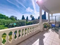 Недвижимость Villa Californie: 3
