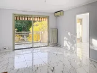 Недвижимость Villa Petit Juas: 1