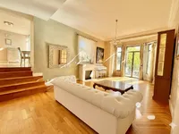 Недвижимость Villa République Cannes: 2