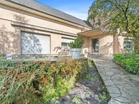 Недвижимость House 4 bedrooms for sale in Strassen: 1