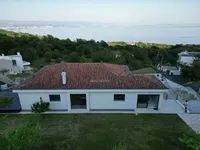 Недвижимость Семейный дом 400 м², Опатия: 23