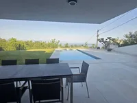 Недвижимость Семейный дом 400 м², Опатия: 25