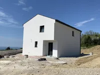 Недвижимость House, Kolomban: 2