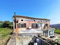 Недвижимость House in Izola, Nozhed.: 2