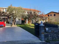 Недвижимость House with a terrace in Izola: 30