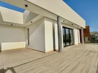 Недвижимость 2 Bedroom Penthouse Apartment For Sale in Mesa Geitonia, Limassol: 5