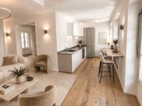 Недвижимость Apartment 4.5 rooms: 2