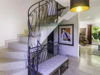 Недвижимость Single house 7 rooms: 3