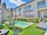 Недвижимость Villa Croix des Gardes: 1