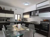 Недвижимость Central San Gwann Apartment: 1