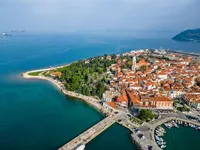 Недвижимость Квартира в Изоле: 25