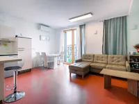 Недвижимость 2-room apartment in Vichi: 1