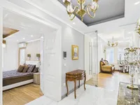 Недвижимость Apartment, more than 5 rooms, Center: 3