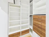 Недвижимость Apartment, more than 5 rooms, Center: 12