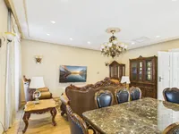 Недвижимость Apartment, more than 5 rooms, Center: 19