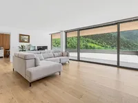 Недвижимость Ground floor with panoramic valley views, 4 bedrooms, 2-car box and terrace: 4