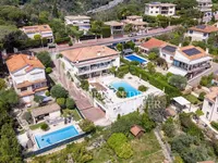 Недвижимость Villa Croix des Gardes: 3