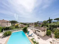 Недвижимость Villa Croix des Gardes: 8