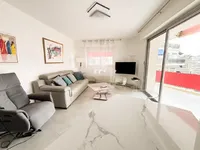 Недвижимость Villa Petit Juas: 3