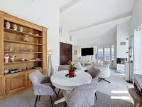 Недвижимость Villa Croix des Gardes: 12