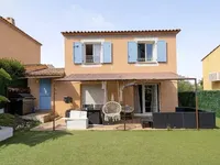 Недвижимость Villa Croix des Gardes: 2