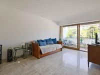 Недвижимость House République Cannes: 5