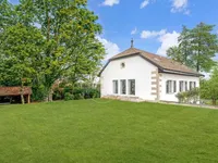 Недвижимость Single house 10 rooms: 1