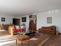 Недвижимость Apartment: 4