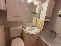 Недвижимость Дом с террасой Ново Залок.: 10