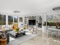 Недвижимость Attic flat 6 rooms: 1