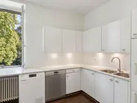Недвижимость Apartment 6 rooms: 4