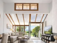 Недвижимость Single house 4 rooms: 1