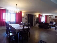 Недвижимость Семейный дом 480 м², Запад: 17