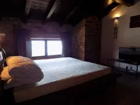 Недвижимость Семейный дом 480 м², Запад: 20