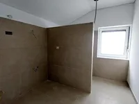 Недвижимость Дом, Коломбан: 12