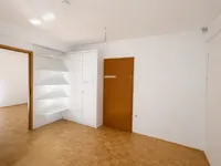 Недвижимость Офисное помещение в центре: 7