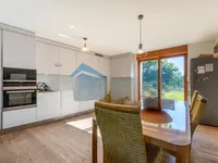 Недвижимость Apartment 5 rooms: 6