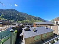 Недвижимость Refurbished 2-bedroom apartment in Encamp El Pedral: 5