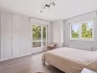 Недвижимость Bifamiliar house 6 rooms: 8