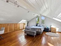 Недвижимость Bifamiliar house 6 rooms: 10
