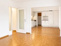 Недвижимость Apartment 3 rooms: 2