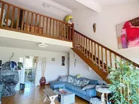 Недвижимость Attic flat 6 rooms: 8
