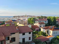 Недвижимость Three-room apartment in Izola: 9