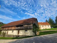 Недвижимость The 'Veshina' estate in a quiet sunny location: 1